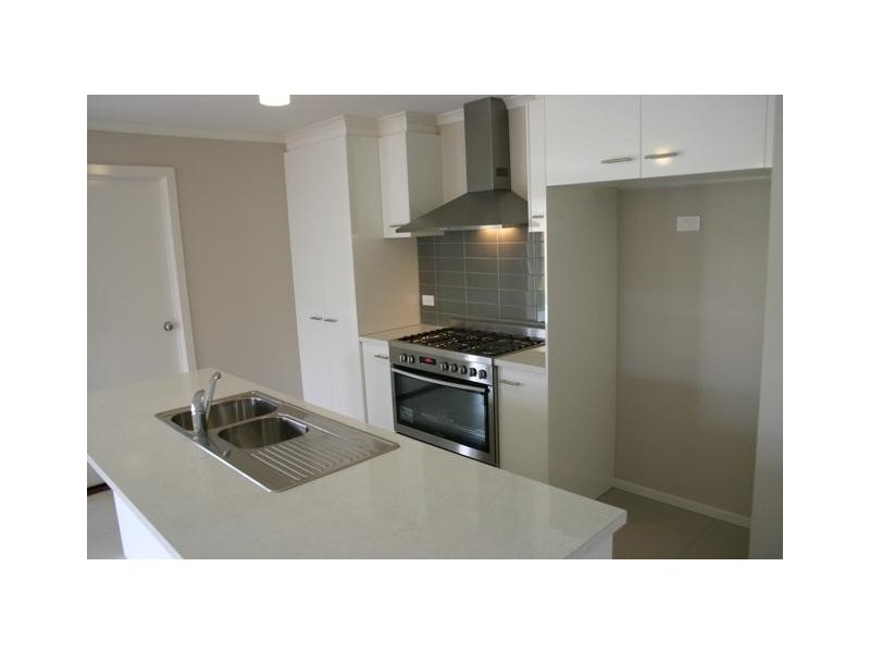 8 De Lemos Court, Warrnambool VIC 3280