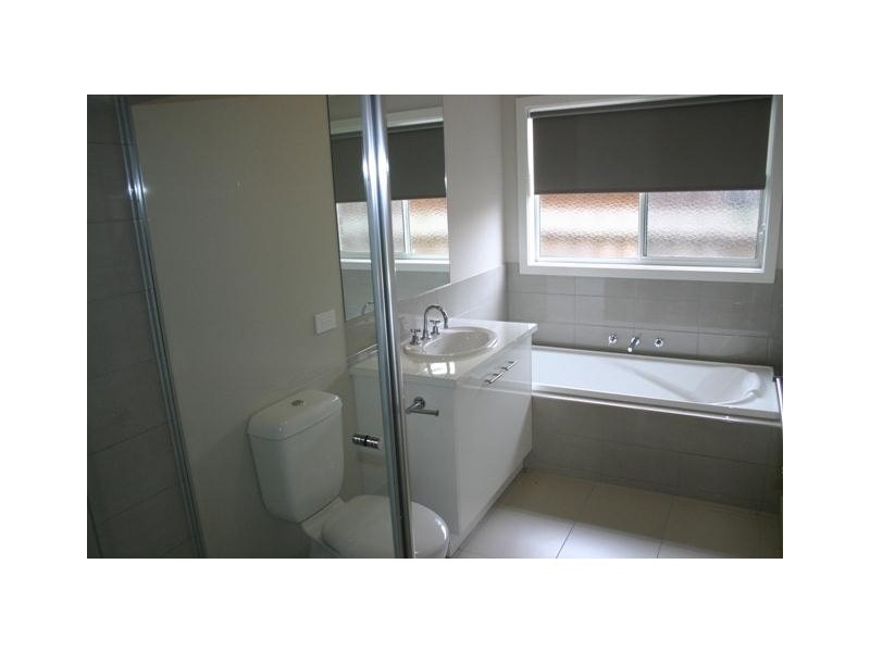 8 De Lemos Court, Warrnambool VIC 3280