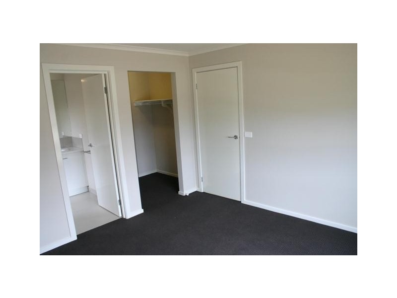 8 De Lemos Court, Warrnambool VIC 3280