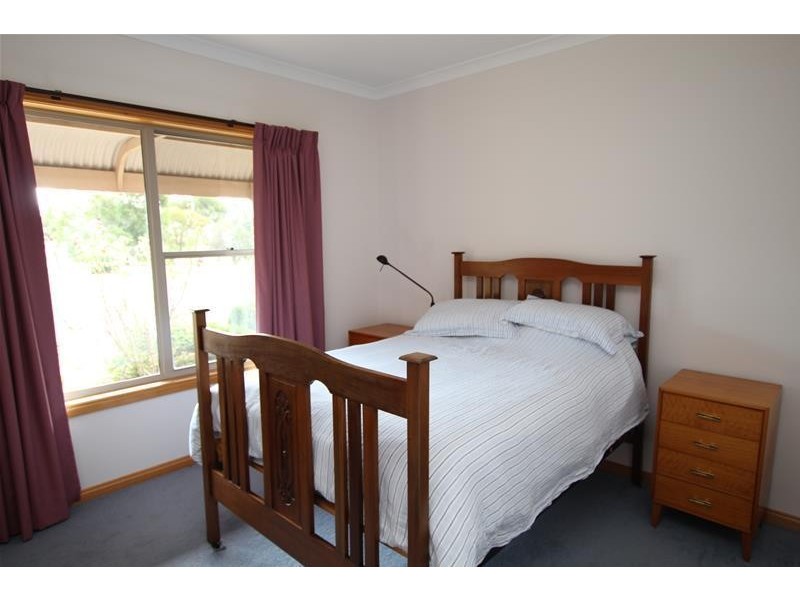 51 Terang – Mortlake Road, Noorat VIC 3265