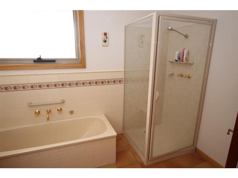 51 Terang – Mortlake Road, Noorat VIC 3265