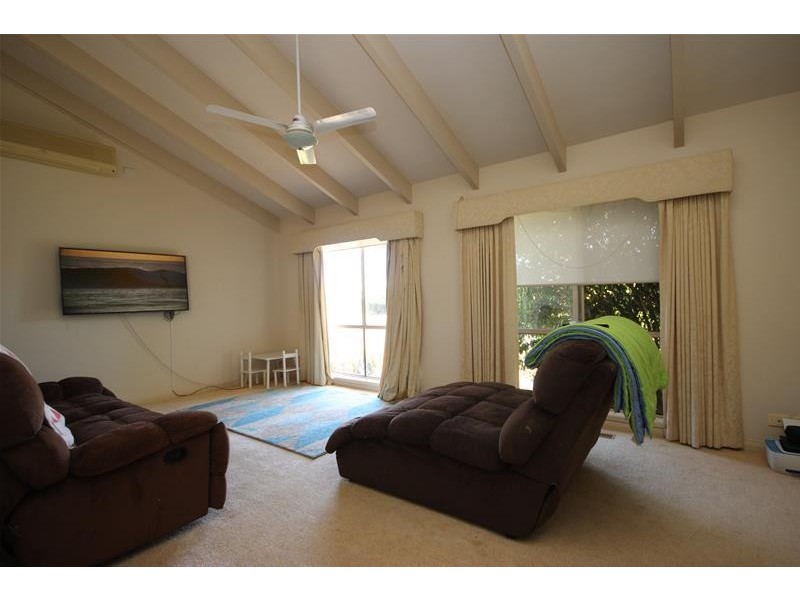 6 Hayley Drive, Warrnambool VIC 3280