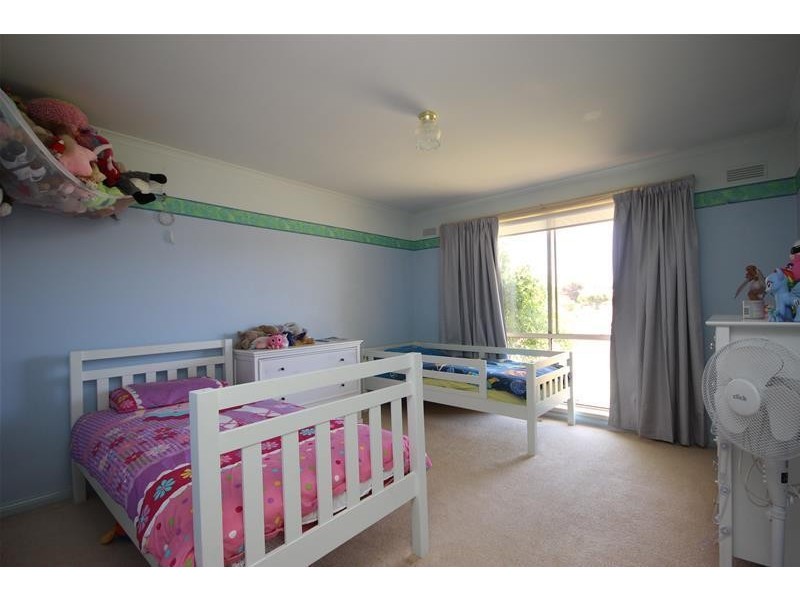 6 Hayley Drive, Warrnambool VIC 3280