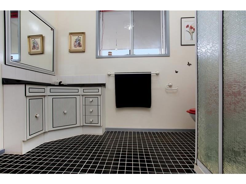 17 Beaver Street, Winslow VIC 3281