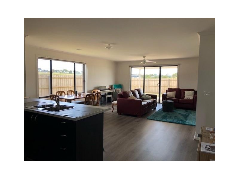 57 Vickers Drive, Warrnambool VIC 3280