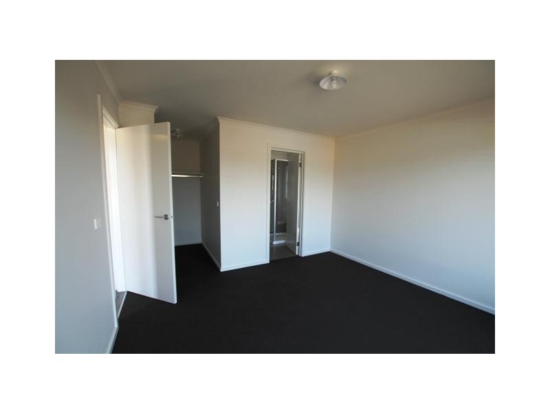 57 Vickers Drive, Warrnambool VIC 3280