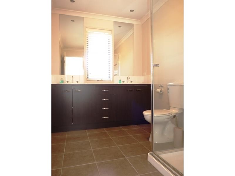 13 Smith Street, Cobden VIC 3266