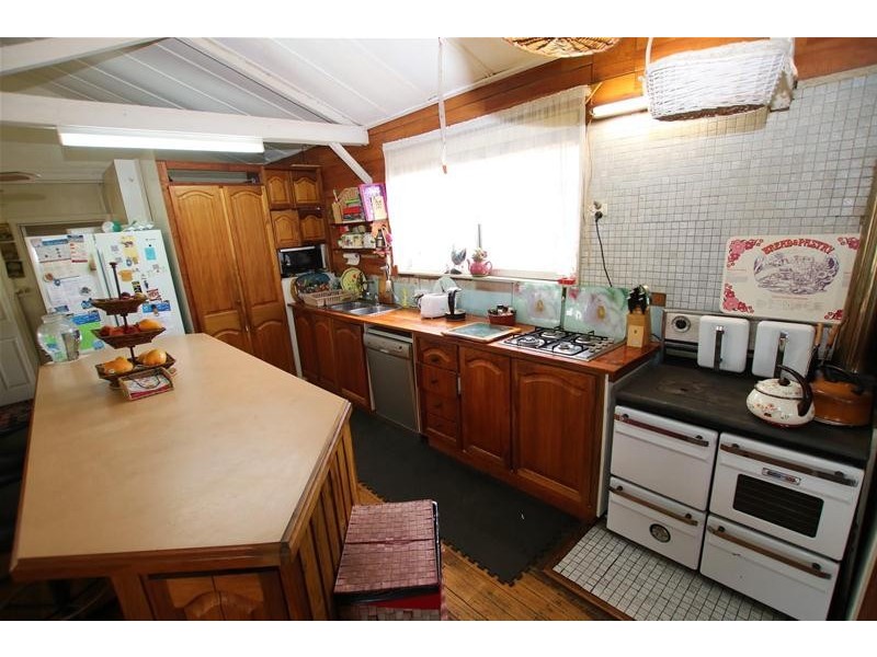 7 Hall Street, Darlington VIC 3271