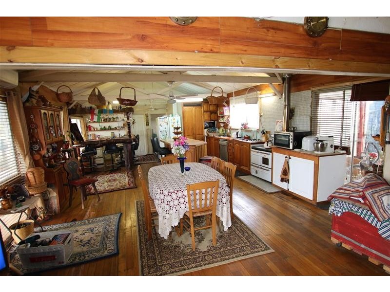 7 Hall Street, Darlington VIC 3271