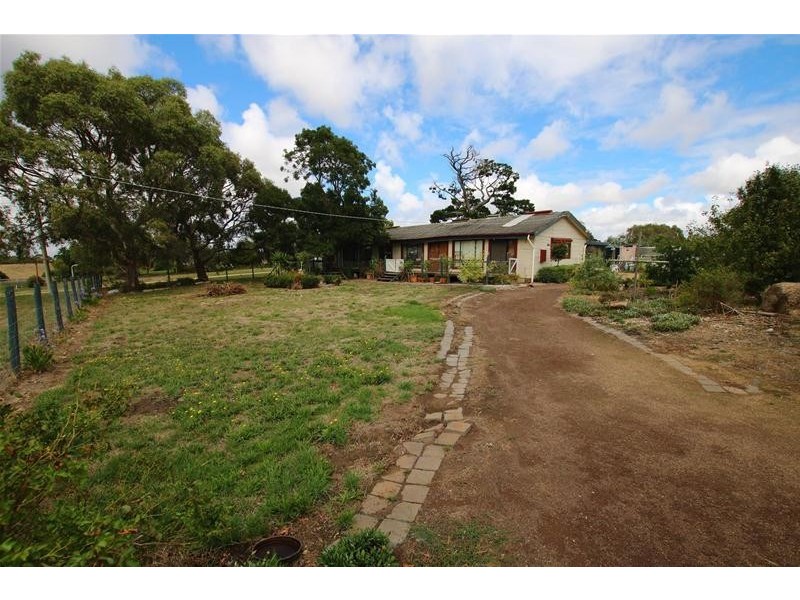 7 Hall Street, Darlington VIC 3271