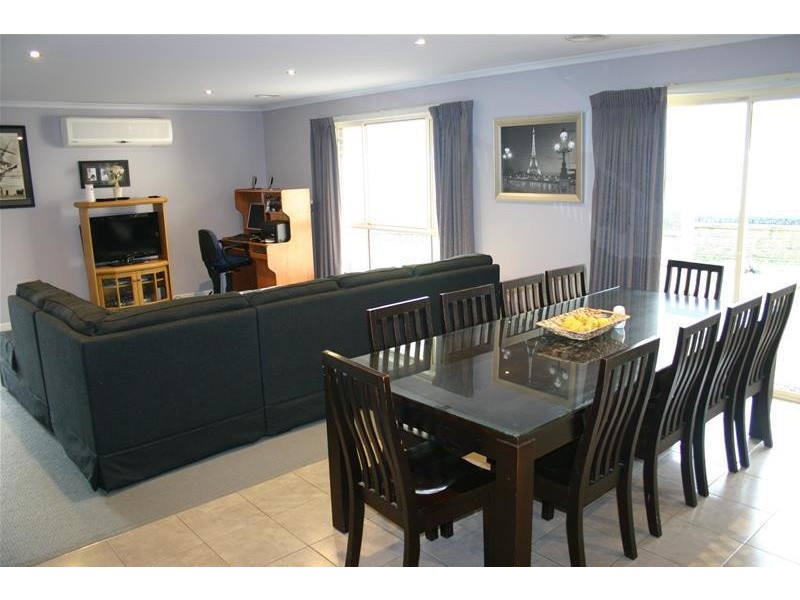 2 Grevillia Court, Warrnambool VIC 3280