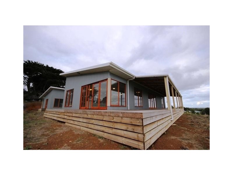 125 Plummers Hill Road, Woodford VIC 3281