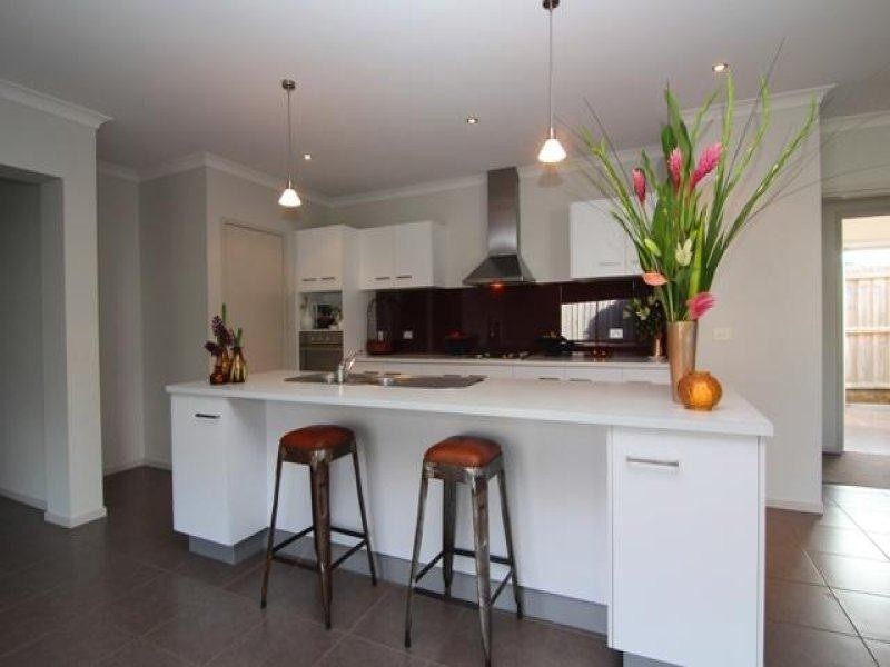 11 Huntingfield Drive, Warrnambool VIC 3280