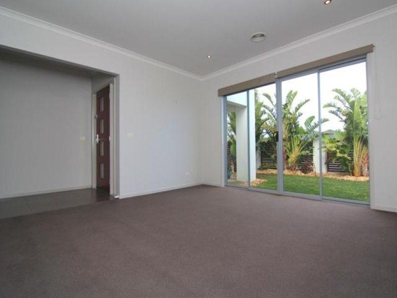 11 Huntingfield Drive, Warrnambool VIC 3280