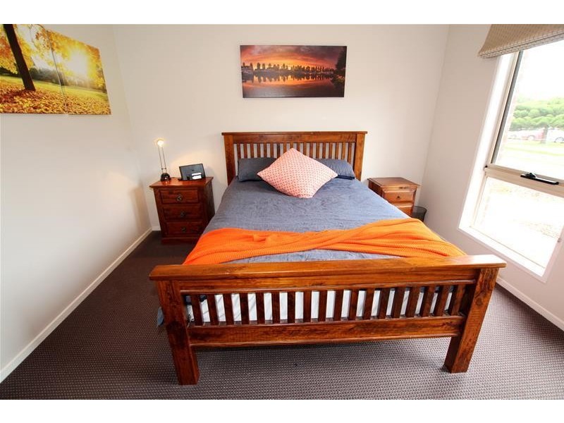 17 Barbers Lane, Warrnambool VIC 3280