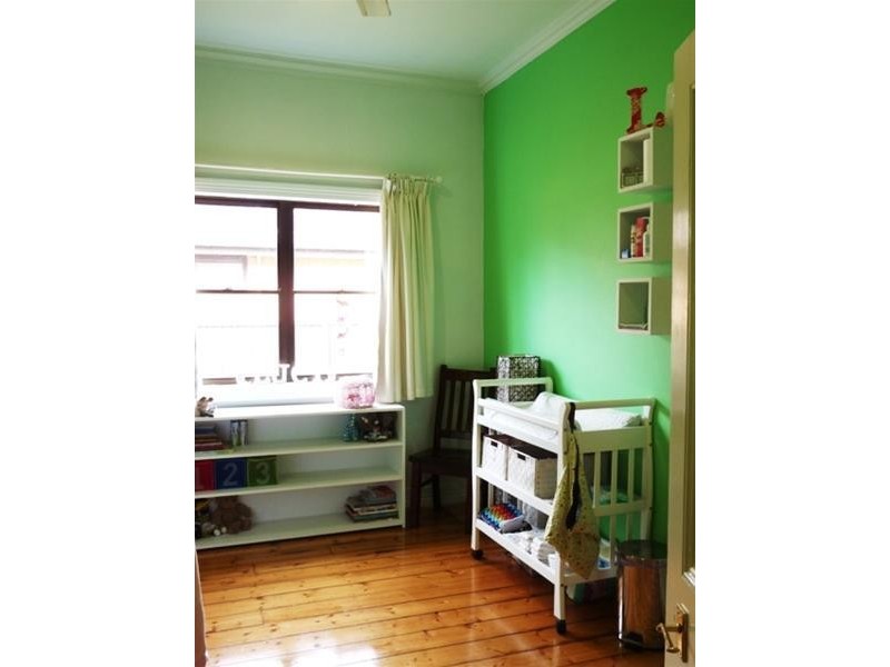 82 Watton Street, Penshurst VIC 3289