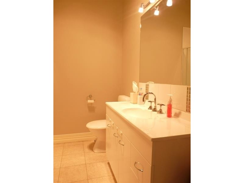 82 Watton Street, Penshurst VIC 3289