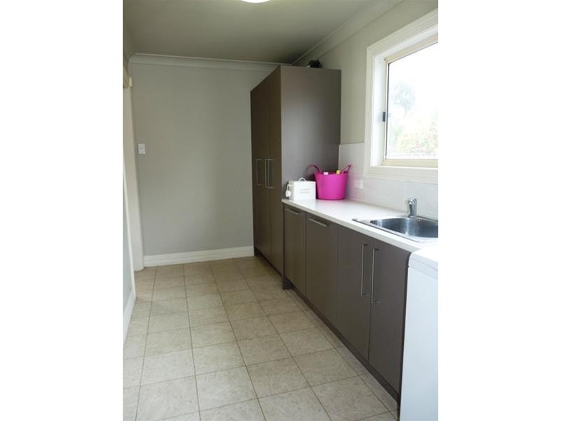 82 Watton Street, Penshurst VIC 3289