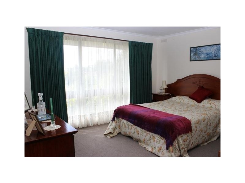 9 Carolyn Crescent, Warrnambool VIC 3280