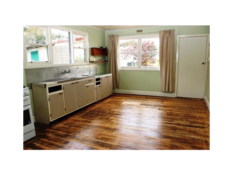 17 Palmer Street, Caramut VIC 3274