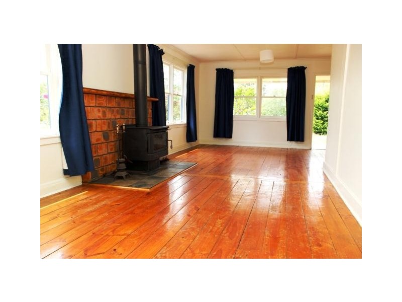 17 Palmer Street, Caramut VIC 3274