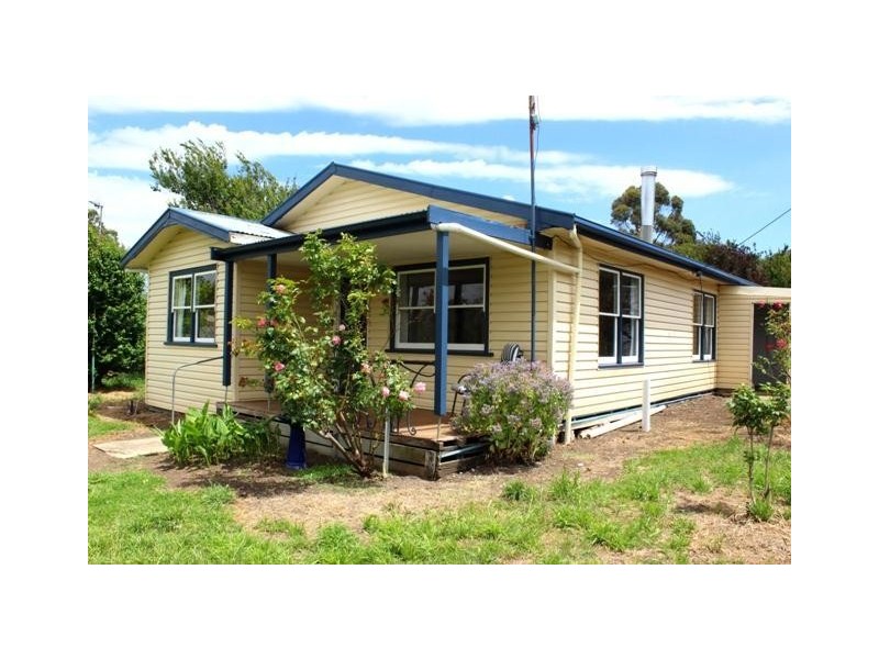 17 Palmer Street, Caramut VIC 3274