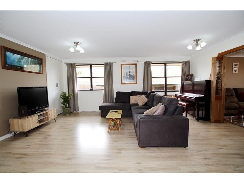 14 Nayler Crescent, Warrnambool VIC 3280