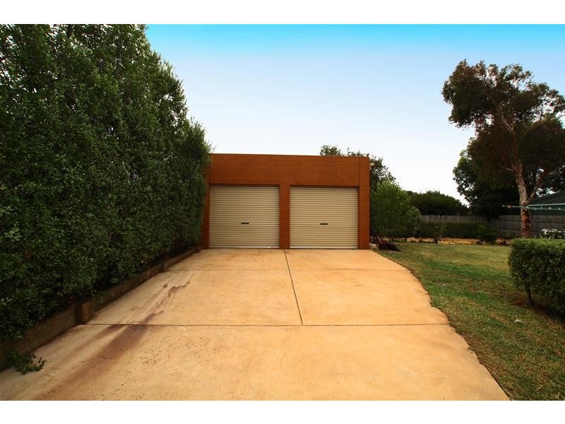 14 Nayler Crescent, Warrnambool VIC 3280