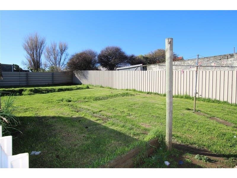 6 Fairfax Avenue, Warrnambool VIC 3280