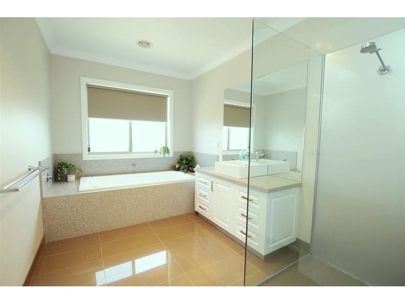 15 Cleveland Street, Warrnambool VIC 3280