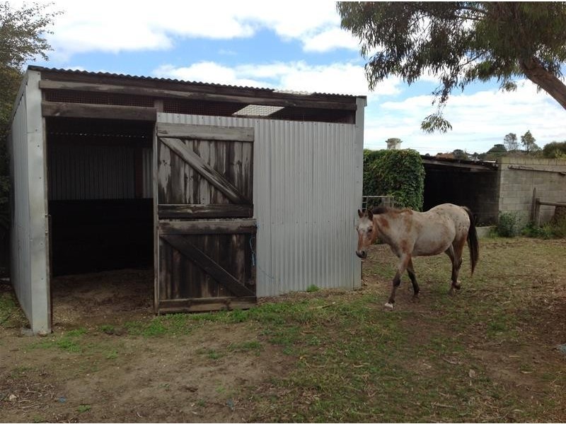 258 Hopkins Highway, Warrnambool VIC 3280