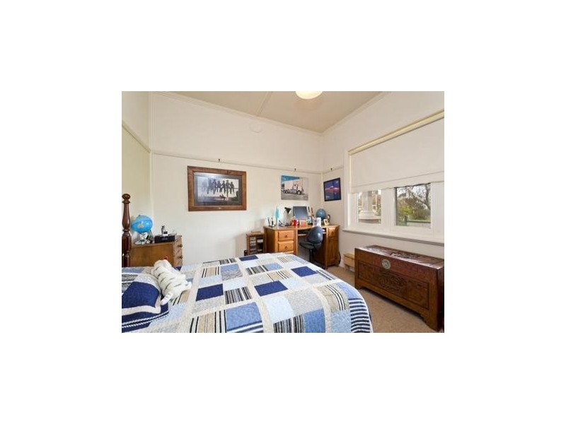 41 Mackinnons Bridge Road, Noorat VIC 3265