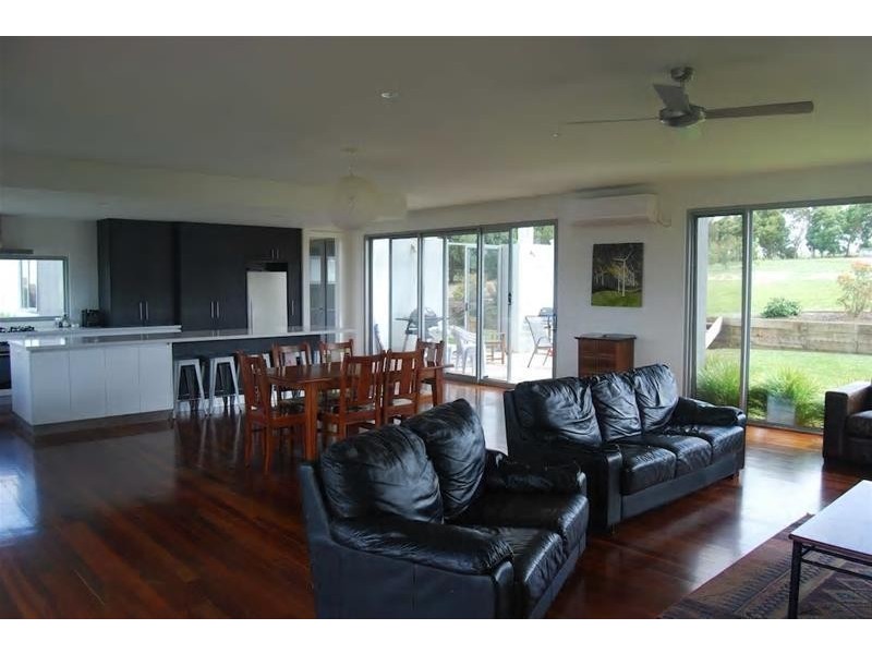 5 Cilmery Crescent, Woodford VIC 3281