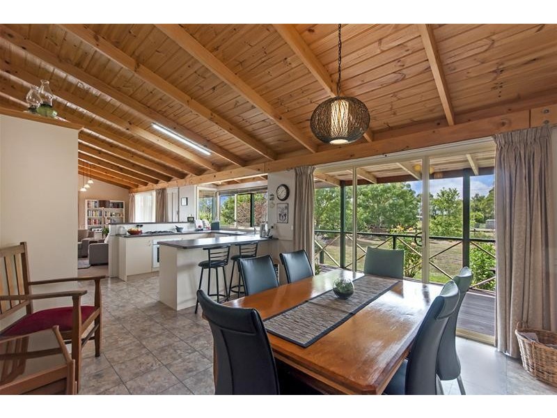 8 Duffy Street, Winslow VIC 3281