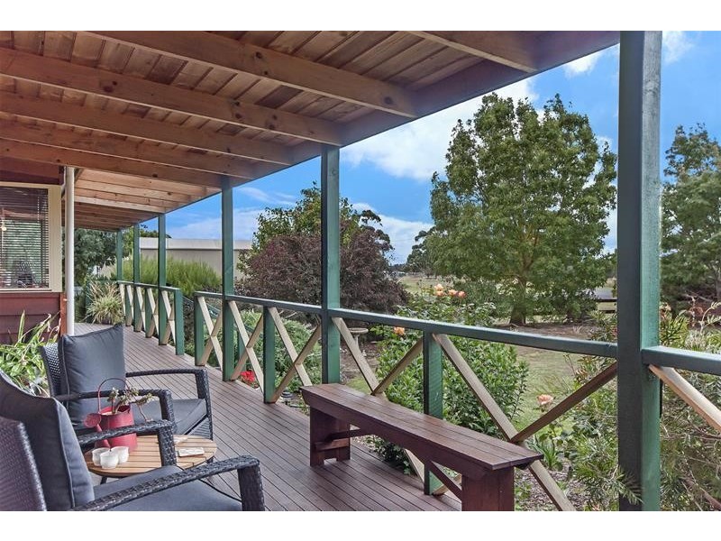 8 Duffy Street, Winslow VIC 3281