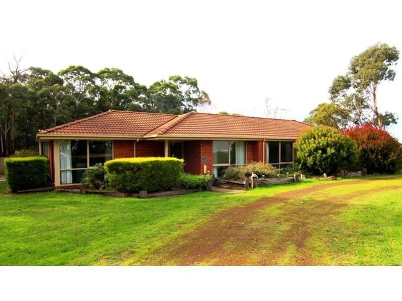 2634 Cobden – Warrnambool Road, Laang VIC 3265