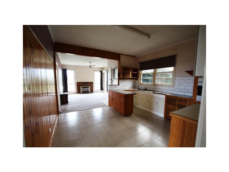 23 Churchill Street, Warrnambool VIC 3280