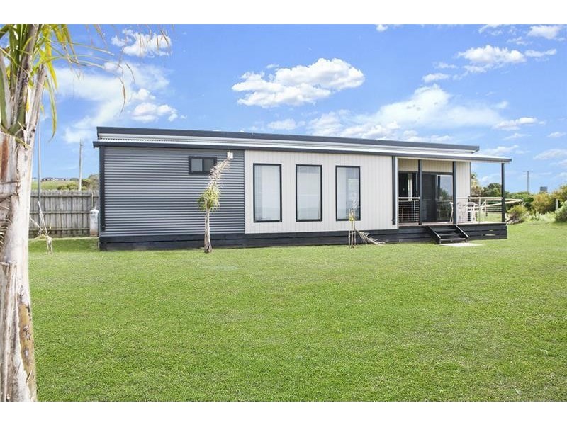 6/342 Dutton Way, Portland VIC 3305