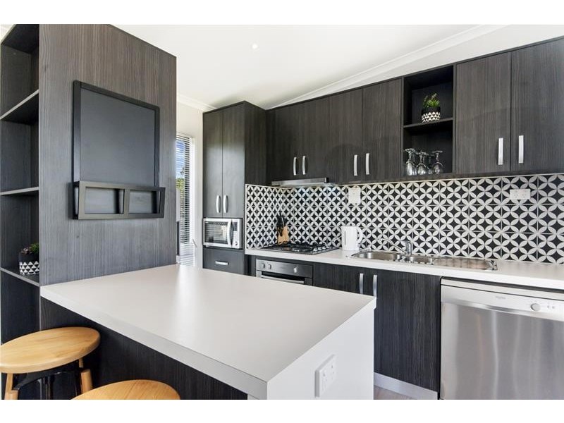 6/342 Dutton Way, Portland VIC 3305