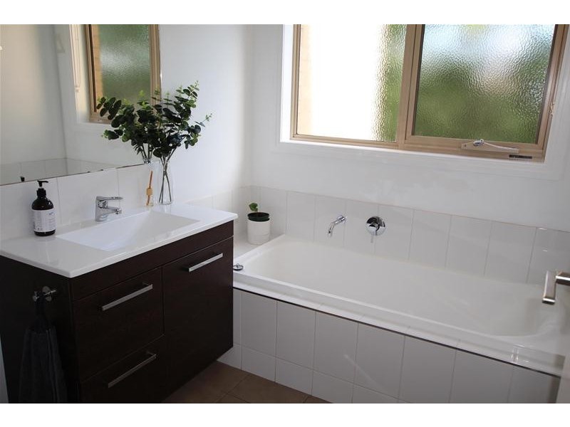 5 Singleton Court, Warrnambool VIC 3280