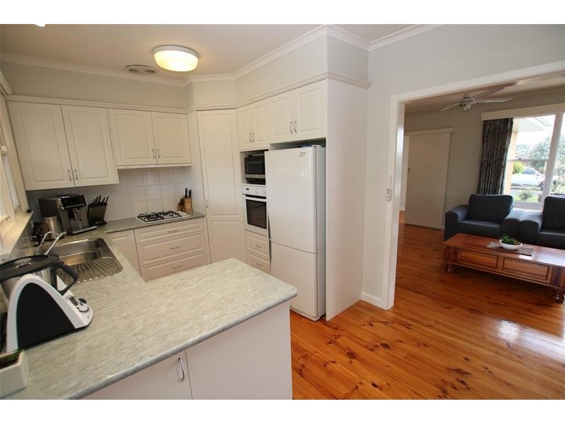 37 St James Crescent, Warrnambool VIC 3280