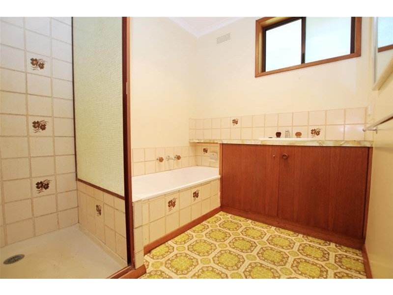 11 Ziegler  Parade, Allansford VIC 3277