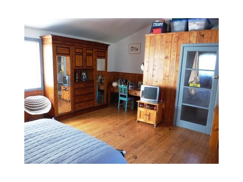 9 Roger Street, Hexham VIC 3273