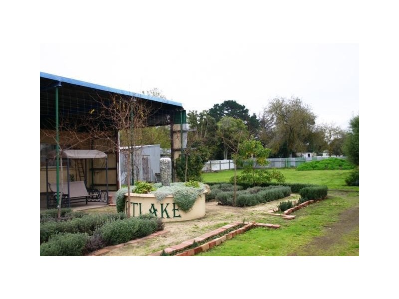 60 Dunlop Street, Mortlake VIC 3272