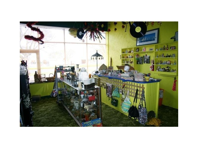 60 Dunlop Street, Mortlake VIC 3272