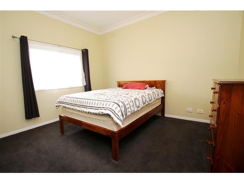 4 Mortlake Road, Warrnambool VIC 3280