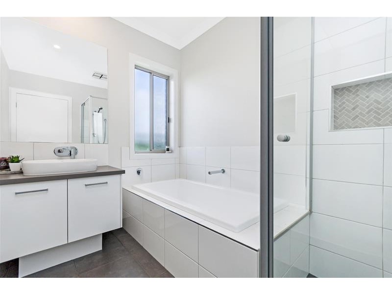 38 Channing Drive, Koroit VIC 3282