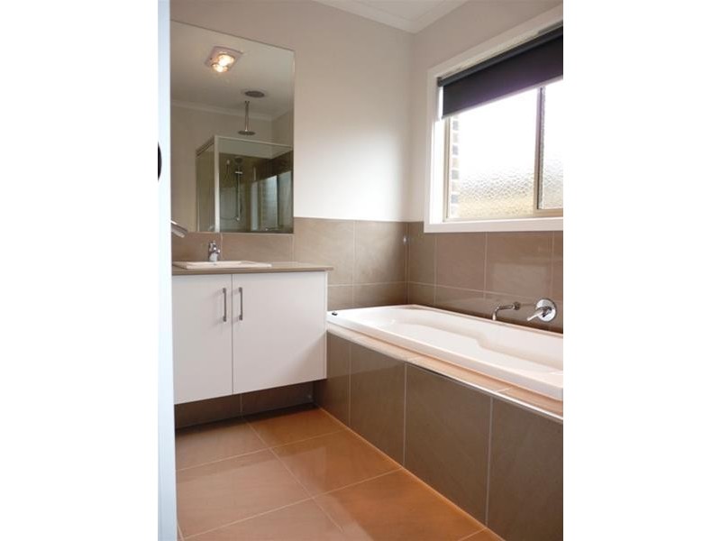 49 Dennington Rise, Dennington VIC 3280