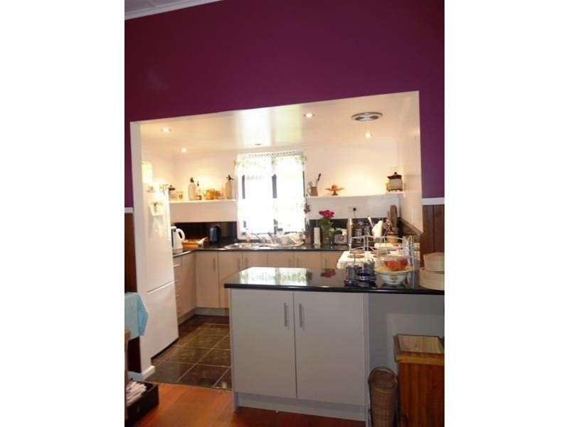 3 Hood Avenue, Mortlake VIC 3272