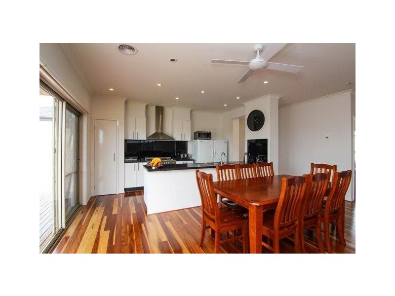 19 Thomas Place, Warrnambool VIC 3280